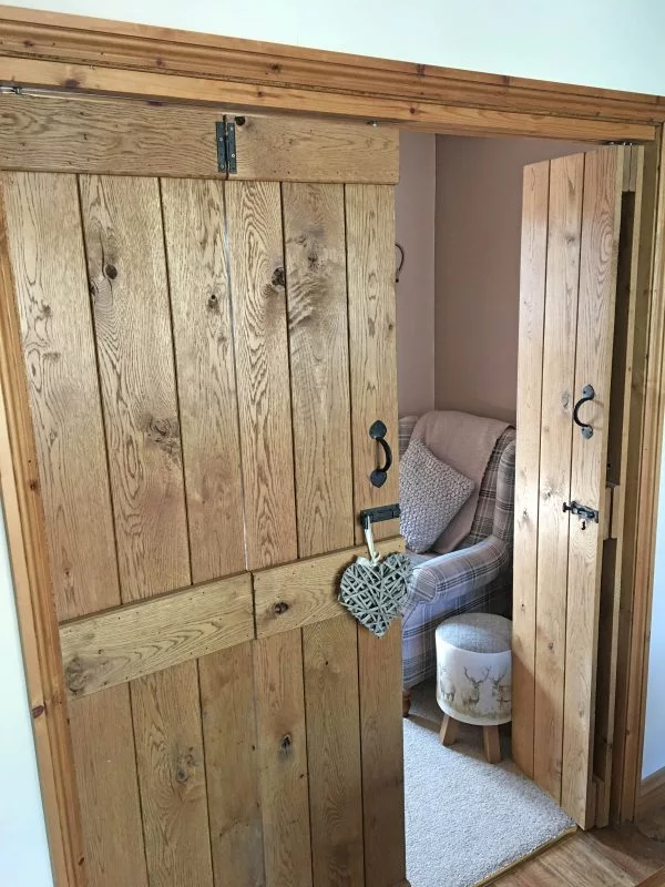 Solid Oak Bifold Ledged Doors